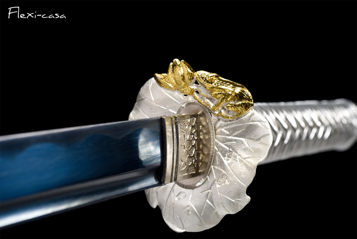 Hand-Forged Katana – 1060 High Carbon Steel, Red-Black Handle, Black Lacquer Scabbard, Gold Fittings