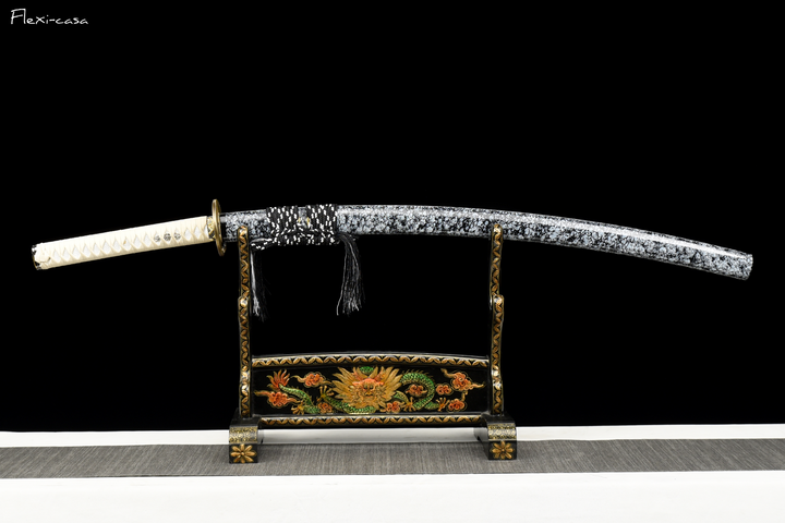 Hand-Forged White Katana – High Manganese Steel Blade, Snow Pattern Scabbard, Copper Fittings