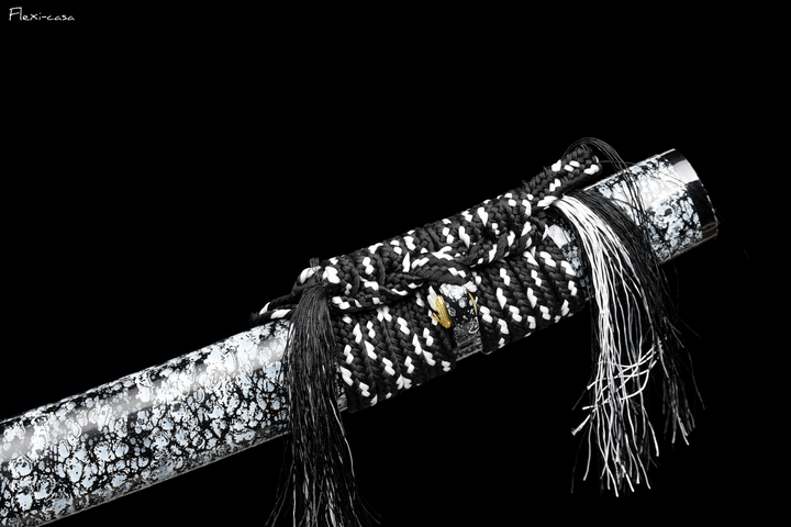 Hand-Forged White Katana – High Manganese Steel Blade, Snow Pattern Scabbard, Copper Fittings