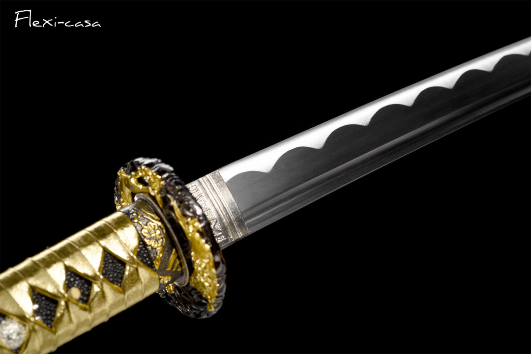 Hand-Forged Katana – 1060 High Carbon Steel, Gold Handle, Black Lacquer Scabbard