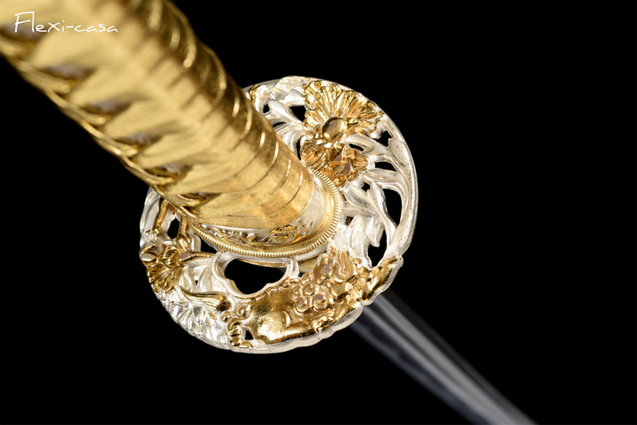 Hand-Forged Black Katana – 1060 High Carbon Steel, Gold Handle, Lacquered Scabbard